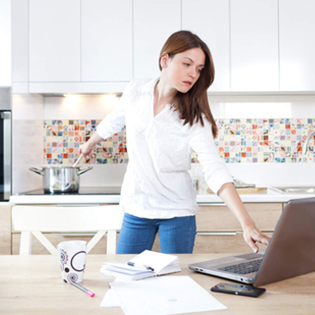 Work from home is a danger for women according to universities